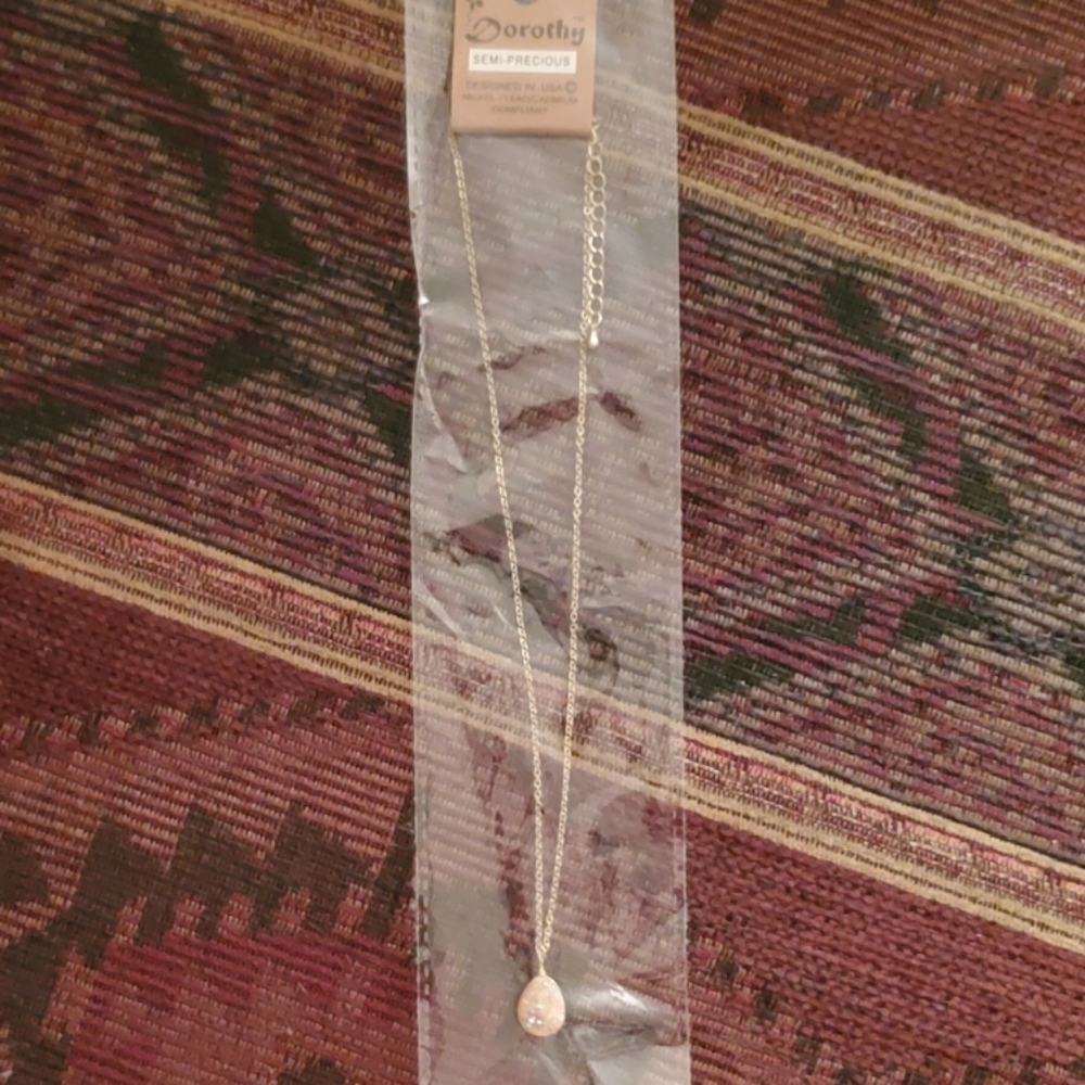 Stunning semi-precious raw druzy necklace - Picture 6 of 6
